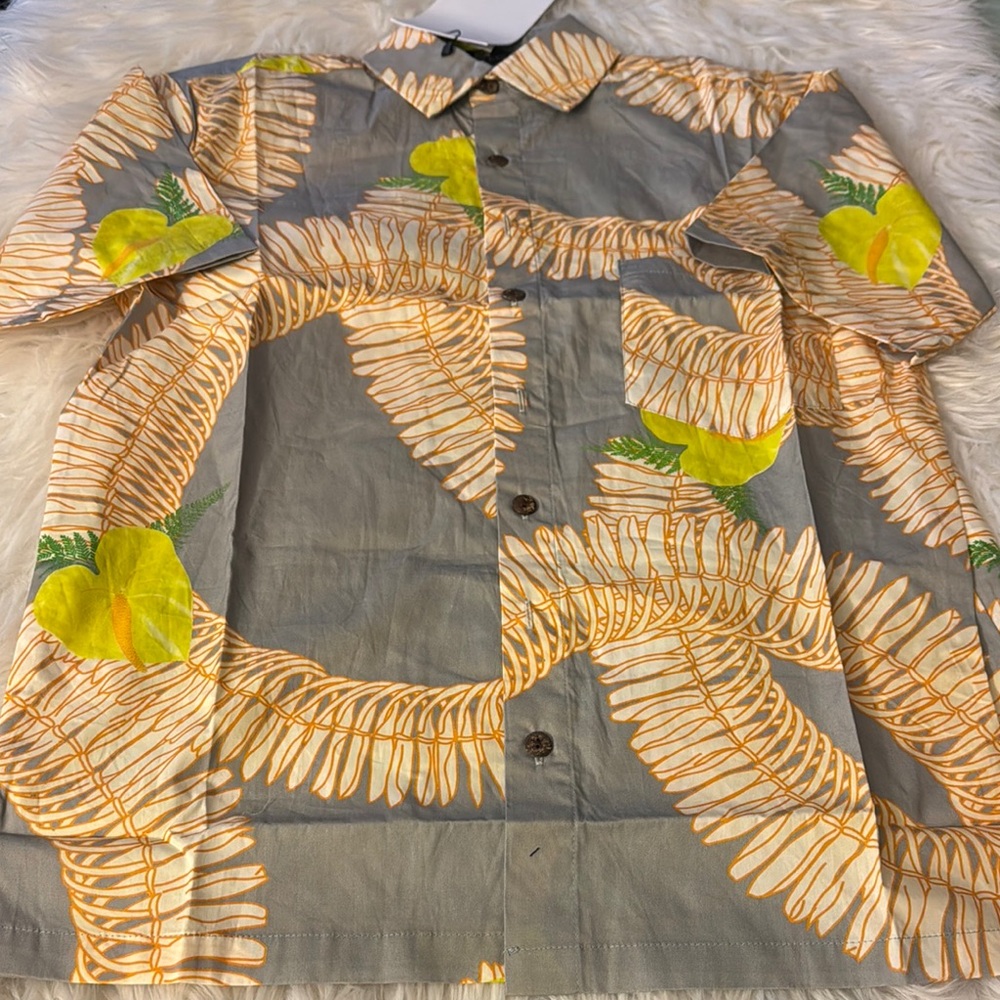 Lexbreezy Hawaii Gingerlei Aloha Shirt